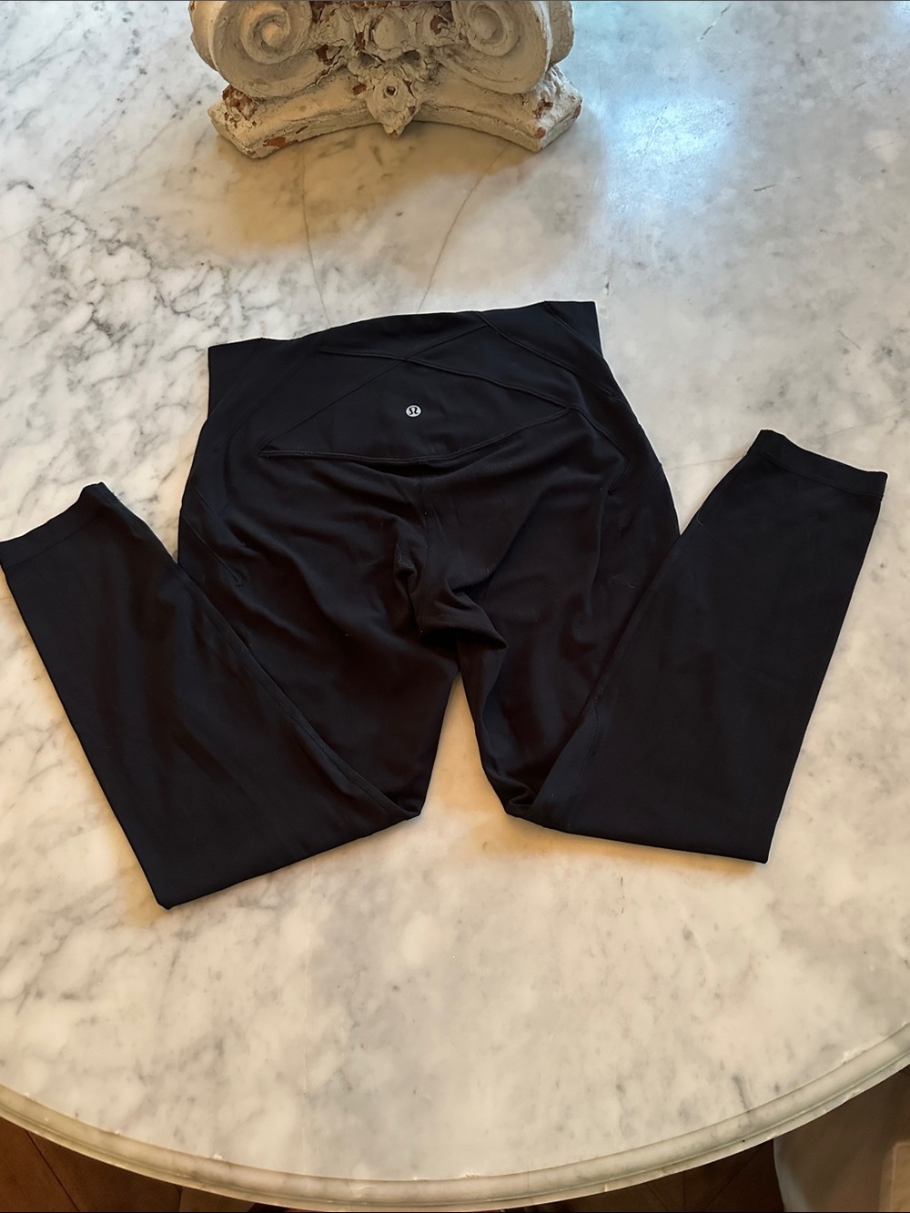 LULULEMON Black Leggings . Size:10